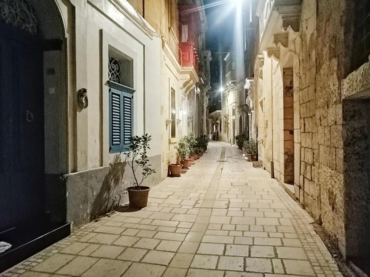 Modern Apt Kalkara Seafront! מראה חיצוני תמונה